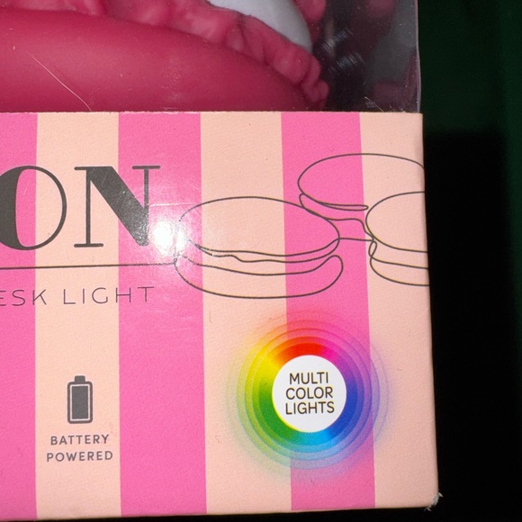 InnoVibe Pink Macaron Color-Changing Squishy Desk Light - Picture 3 of 5